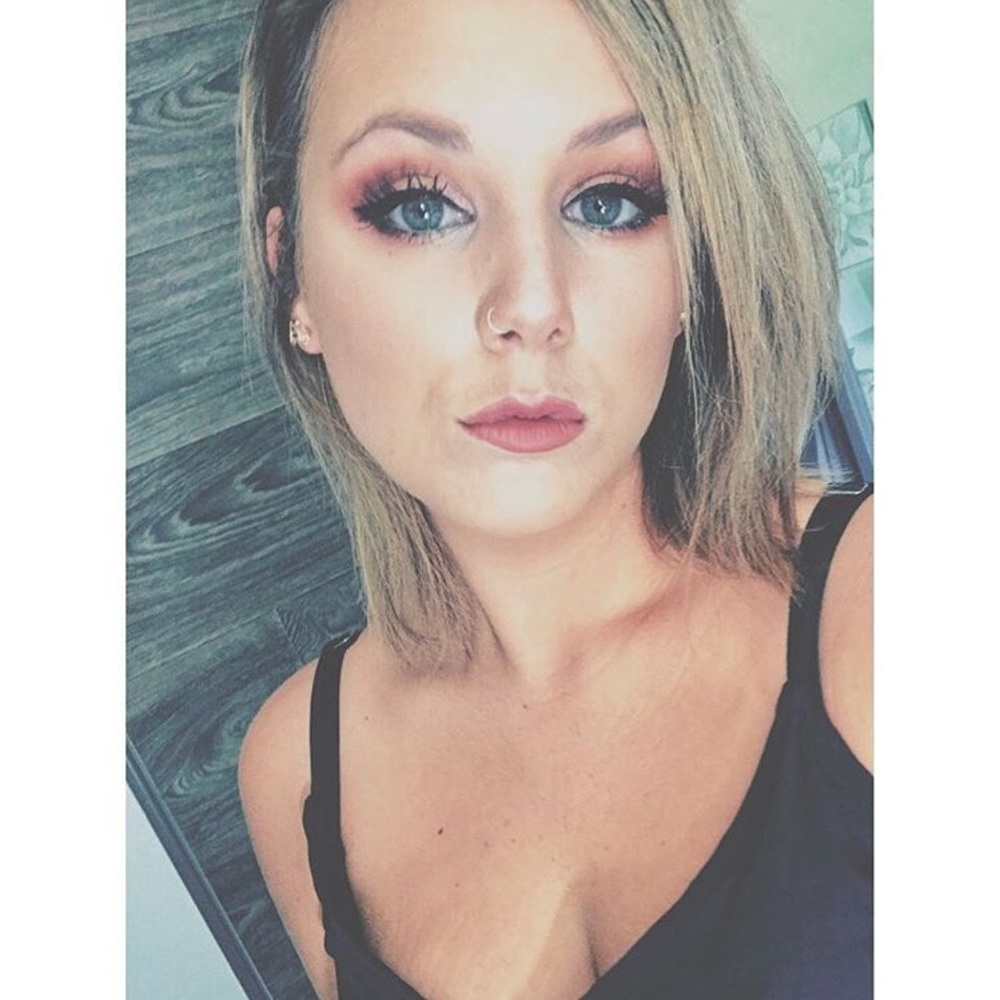 Meet your Posher, Erika